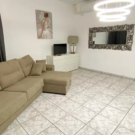 Hugo's In Costa Del Silencio Apartment
