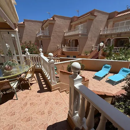 Hugo's In Costa Del Silencio Apartment *