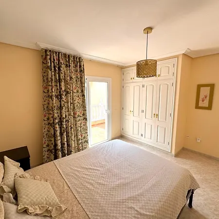 Hugo's In Costa Del Silencio شقة